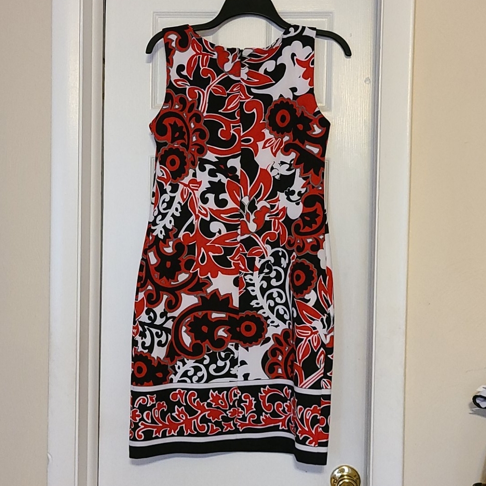 Clothes - Picture 2 of 2